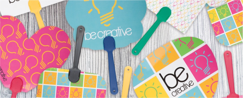 Răcorește-ți clienții cu un evantai personalizat